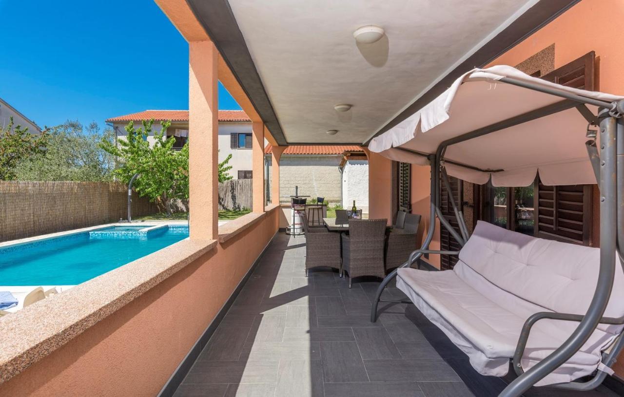 Emanuela With Private Pool Apartment Loborika Exterior photo